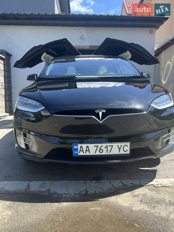 Позашляховик / Кросовер Tesla Model X 2019 в Києві фото 2 Позашляховик / Кросовер Tesla Model X 2019 в Києві