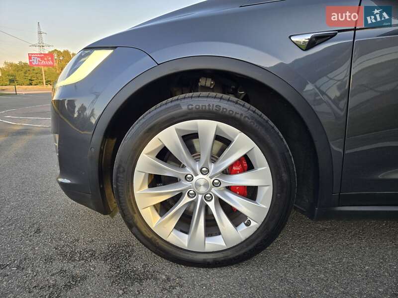 Позашляховик / Кросовер Tesla Model X 2018 в Києві фото 20 Позашляховик / Кросовер Tesla Model X 2018 в Києві