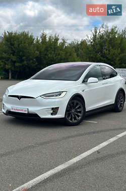 Внедорожник / Кроссовер Tesla Model X 2018 в 