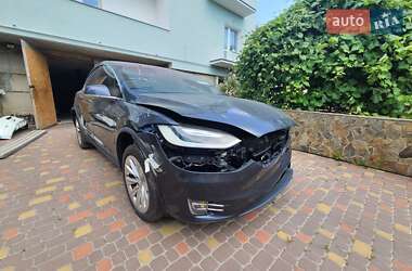 Внедорожник / Кроссовер Tesla Model X 2017 в 