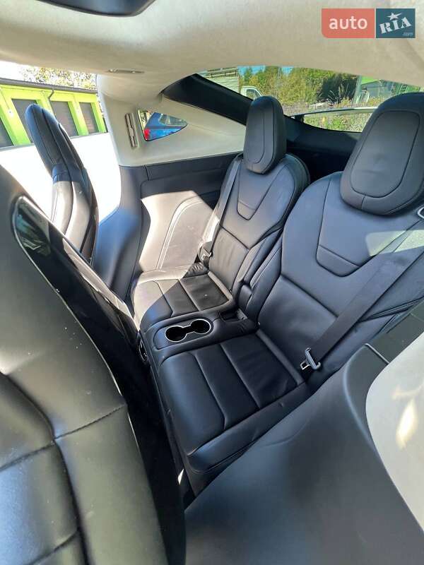 Внедорожник / Кроссовер Tesla Model X 2016 в Львове