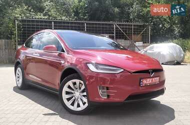 Позашляховик / Кросовер Tesla Model X 2016 в 