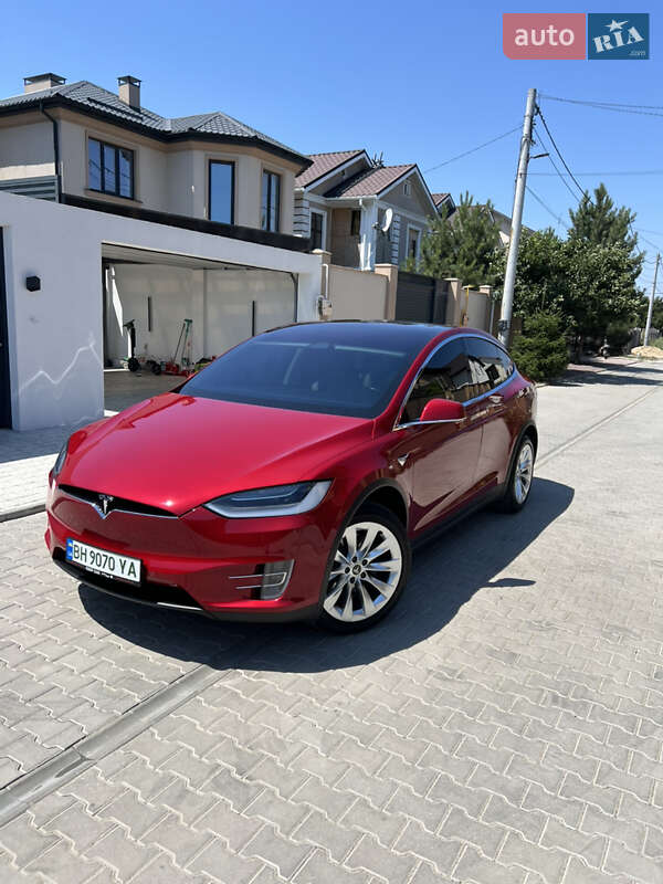 Tesla Model X 2018