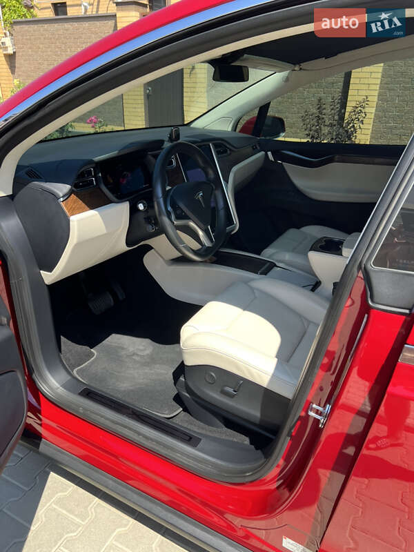 Позашляховик / Кросовер Tesla Model X 2018 в Одесі