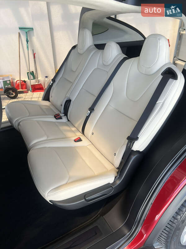 Позашляховик / Кросовер Tesla Model X 2018 в Одесі