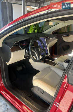 Позашляховик / Кросовер Tesla Model X 2018 в 