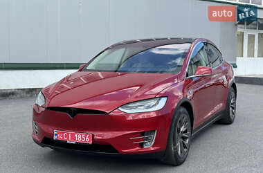 Позашляховик / Кросовер Tesla Model X 2016 в Вінниці