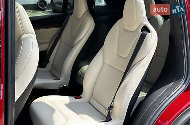 Внедорожник / Кроссовер Tesla Model X 2023 в 