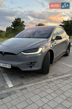 Позашляховик / Кросовер Tesla Model X 2018 в 