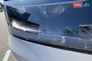 Позашляховик / Кросовер Tesla Model X 2024 в 