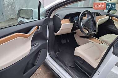 Позашляховик / Кросовер Tesla Model X 2018 в 