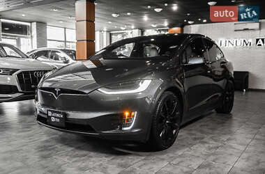 Внедорожник / Кроссовер Tesla Model X 2020 в 