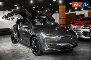 Внедорожник / Кроссовер Tesla Model X 2020 в 
