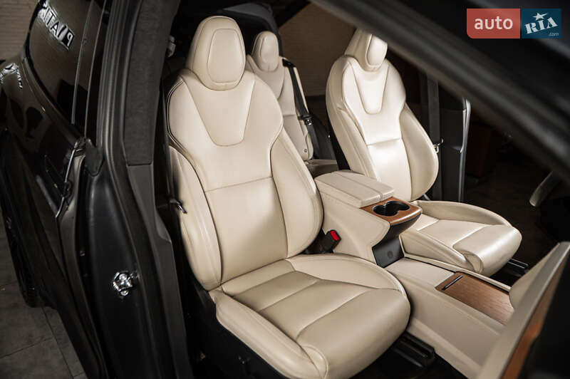 Позашляховик / Кросовер Tesla Model X 2020 в Одесі