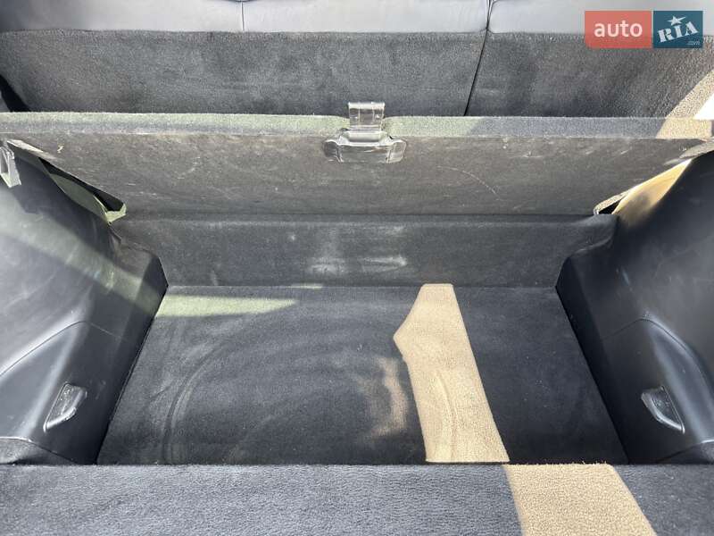 Позашляховик / Кросовер Tesla Model X 2017 в Львові