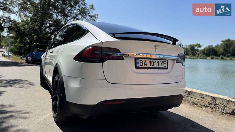 Позашляховик / Кросовер Tesla Model X 2019 в Кропивницькому