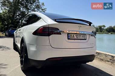 Внедорожник / Кроссовер Tesla Model X 2019 в 