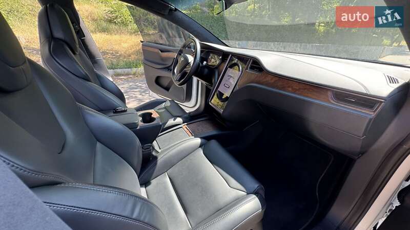 Позашляховик / Кросовер Tesla Model X 2019 в Кропивницькому