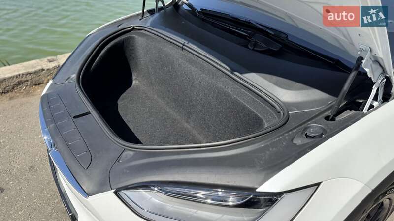 Позашляховик / Кросовер Tesla Model X 2019 в Кропивницькому