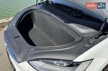 Внедорожник / Кроссовер Tesla Model X 2019 в 