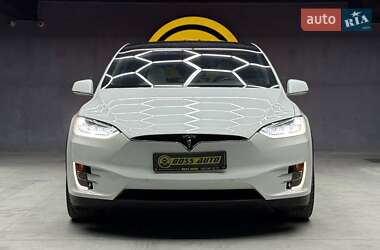 Внедорожник / Кроссовер Tesla Model X 2017 в 