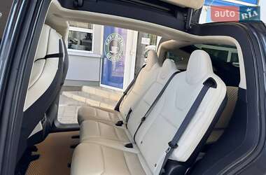 Позашляховик / Кросовер Tesla Model X 2018 в 