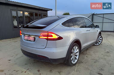 Позашляховик / Кросовер Tesla Model X 2016 в 