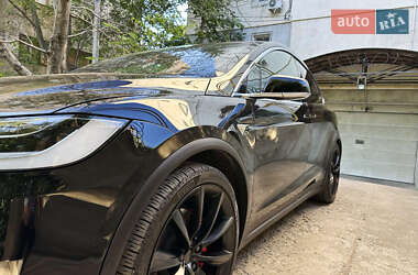 Позашляховик / Кросовер Tesla Model X 2020 в 