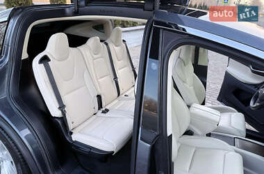 Позашляховик / Кросовер Tesla Model X 2018 в 