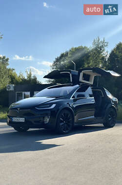 Позашляховик / Кросовер Tesla Model X 2017 в Чернігові