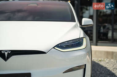 Внедорожник / Кроссовер Tesla Model X 2023 в 