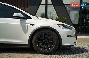 Внедорожник / Кроссовер Tesla Model X 2023 в 