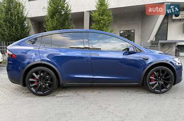 Позашляховик / Кросовер Tesla Model X 2020 в 