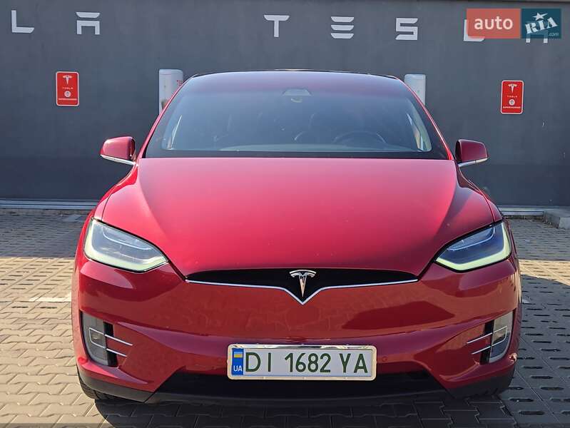 Позашляховик / Кросовер Tesla Model X 2017 в Запоріжжі