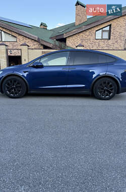 Позашляховик / Кросовер Tesla Model X 2024 в 