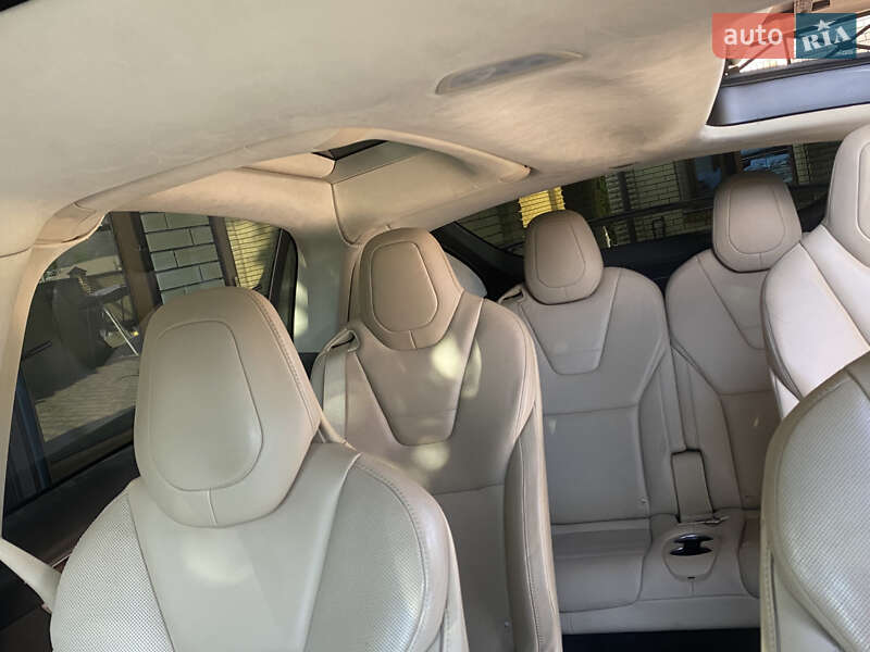 Позашляховик / Кросовер Tesla Model X 2016 в Запоріжжі