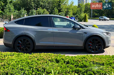 Внедорожник / Кроссовер Tesla Model X 2018 в 