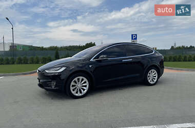 Позашляховик / Кросовер Tesla Model X 2017 в 