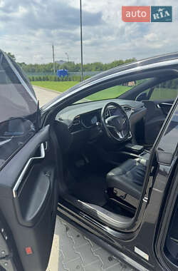Позашляховик / Кросовер Tesla Model X 2017 в 