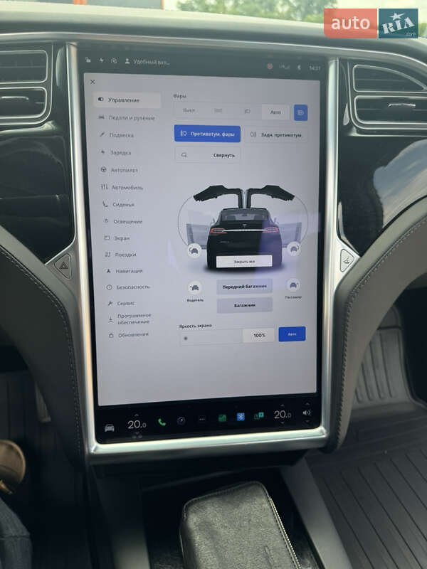 Позашляховик / Кросовер Tesla Model X 2017 в Вінниці