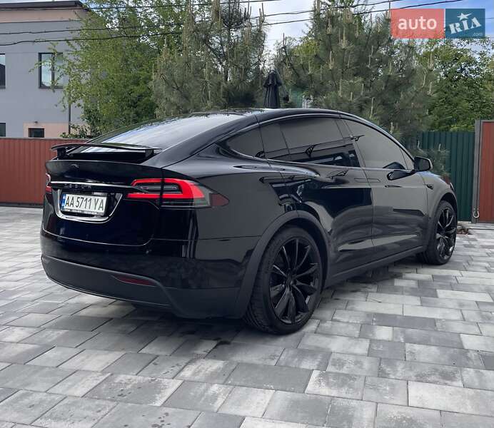 Внедорожник / Кроссовер Tesla Model X 2020 в Киеве