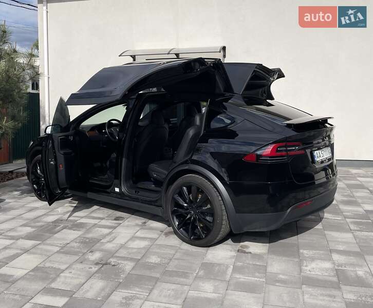 Внедорожник / Кроссовер Tesla Model X 2020 в Киеве