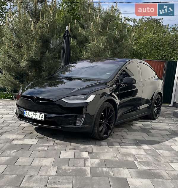 Внедорожник / Кроссовер Tesla Model X 2020 в Киеве