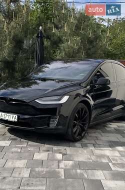Позашляховик / Кросовер Tesla Model X 2020 в 
