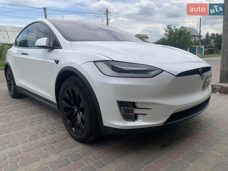 Tesla Model X