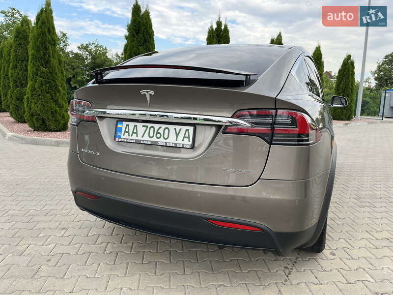 Внедорожник / Кроссовер Tesla Model X 2016 в Киеве фото 11 Внедорожник / Кроссовер Tesla Model X 2016 в Киеве
