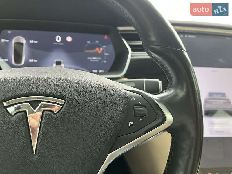 Внедорожник / Кроссовер Tesla Model X 2016 в Киеве фото 30 Внедорожник / Кроссовер Tesla Model X 2016 в Киеве