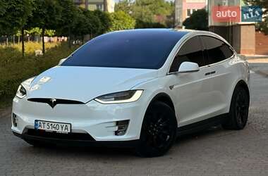Позашляховик / Кросовер Tesla Model X 2016 в Івано-Франківську