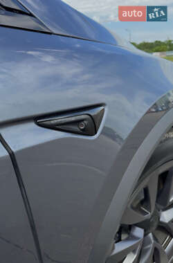Позашляховик / Кросовер Tesla Model X 2022 в 
