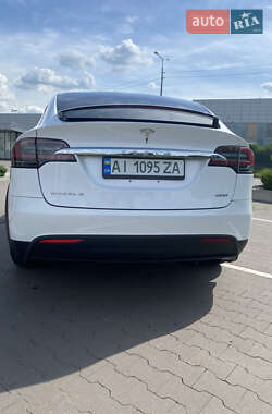 Позашляховик / Кросовер Tesla Model X 2017 в Харкові